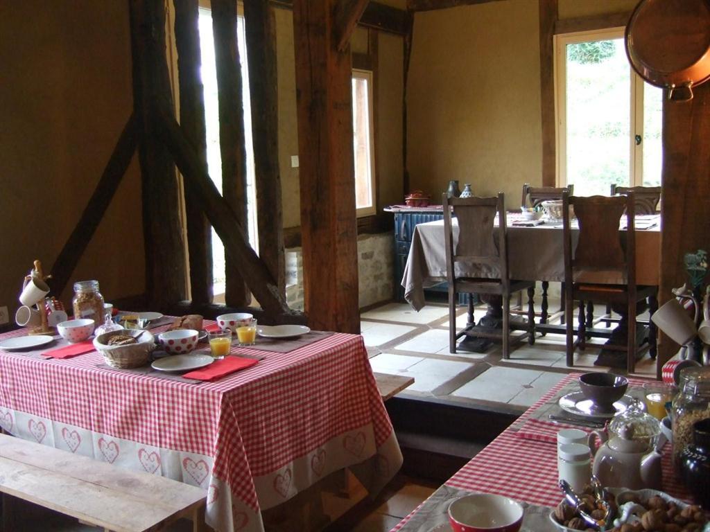 Les Chambres De Pontfol - Chambres D'Hotes - Guest House Victot-Pontfol Екстериор снимка