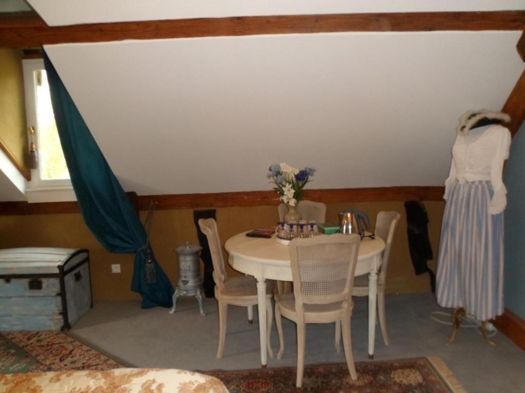 Les Chambres De Pontfol - Chambres D'Hotes - Guest House Victot-Pontfol Екстериор снимка
