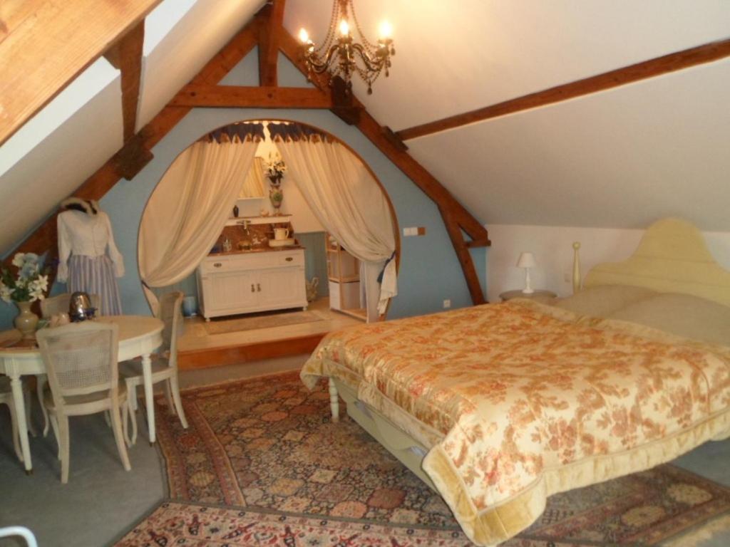 Les Chambres De Pontfol - Chambres D'Hotes - Guest House Victot-Pontfol Екстериор снимка